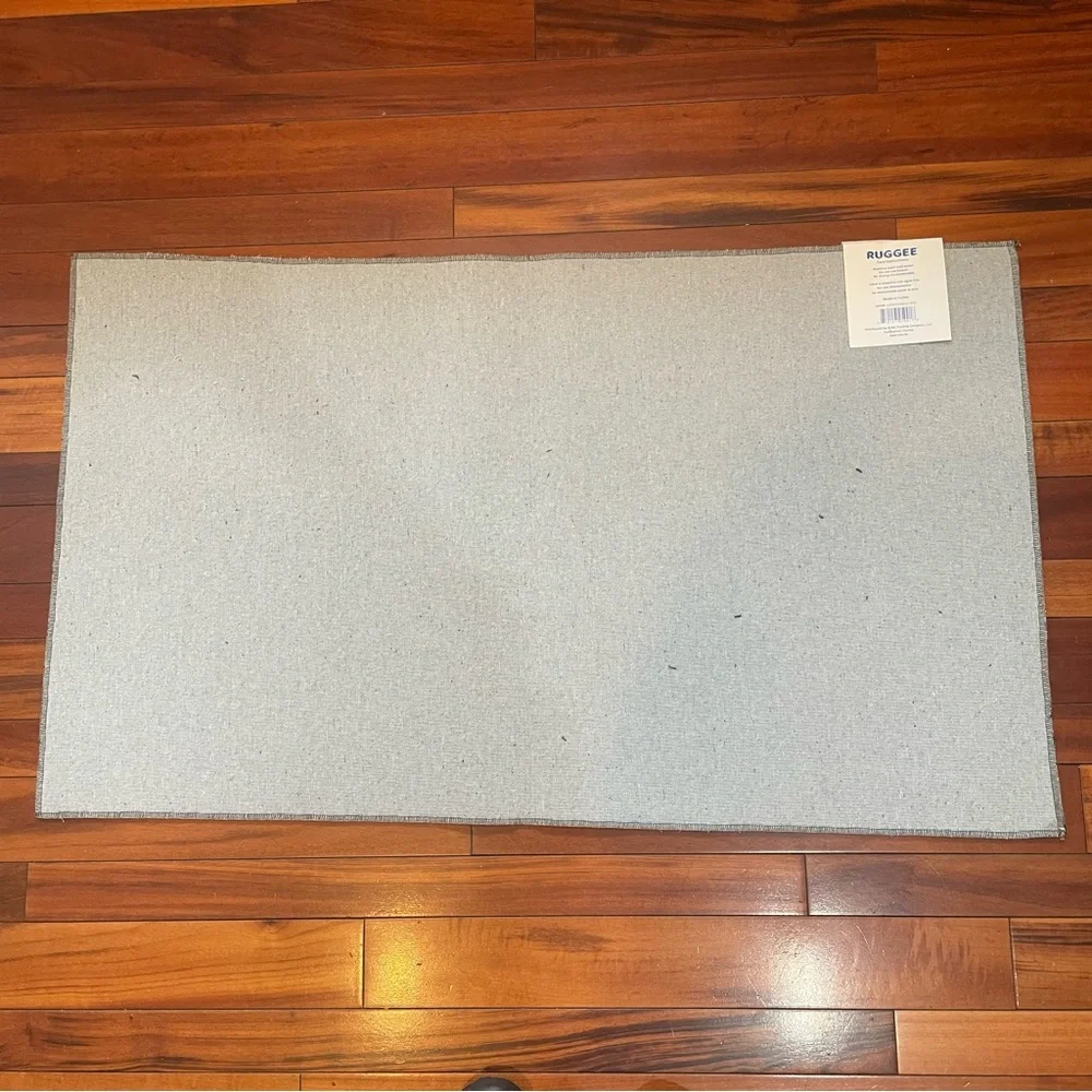 Ruggee Washable Area Rug NWT 24” X 40” Boho Tribal Neutral Farmhouse Absorbent